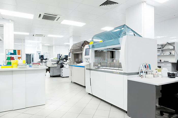 INVITRO offers its patients over 1,000 types of lab tests, instrumental and radiological diagnostics.