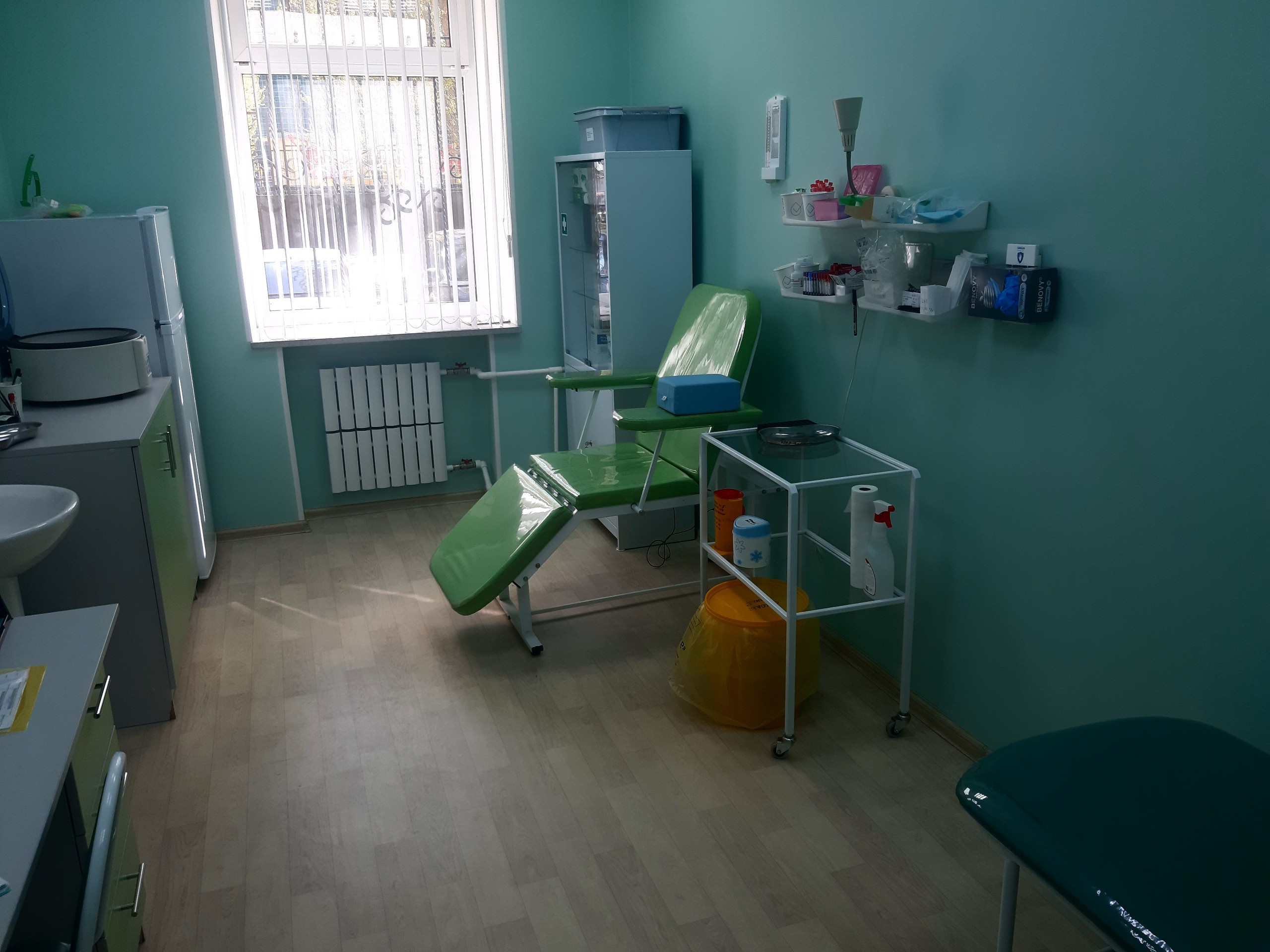 Жаңа жатақханадағы қыздың жалаңаш суреттері